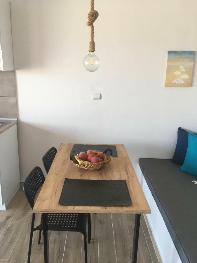 Sunset View Apartment Ofrinion Exterior photo